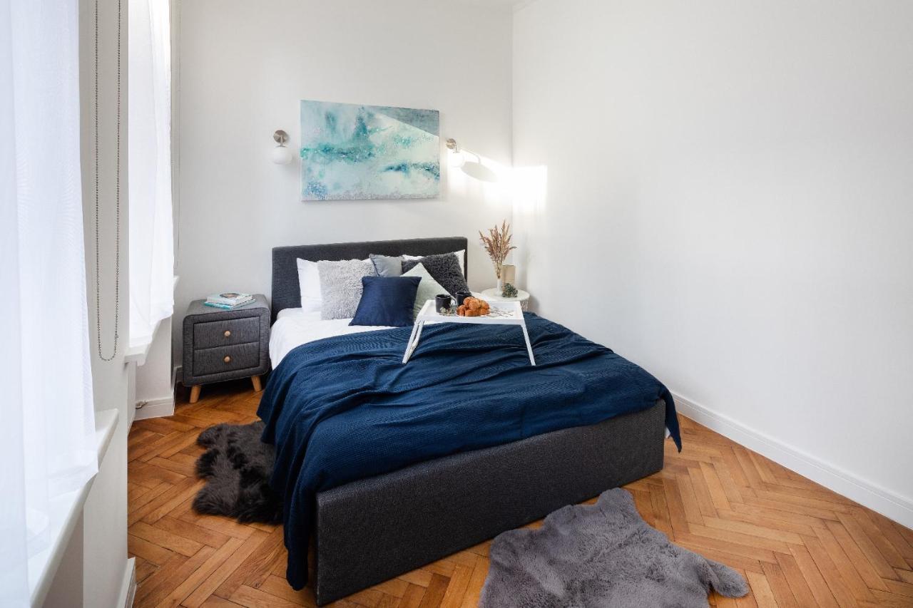 Brivibas House Design Apartments In City Center Riga Extérieur photo