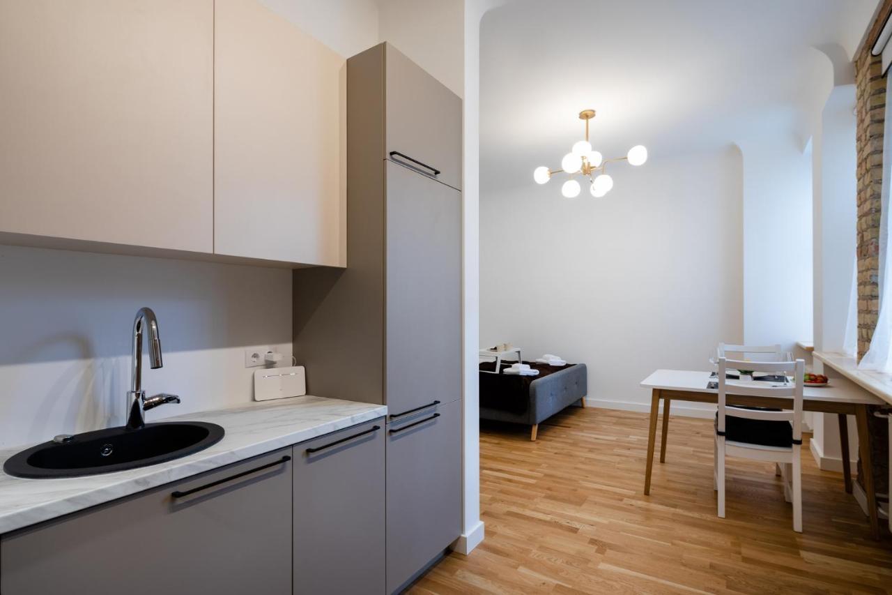 Brivibas House Design Apartments In City Center Riga Extérieur photo