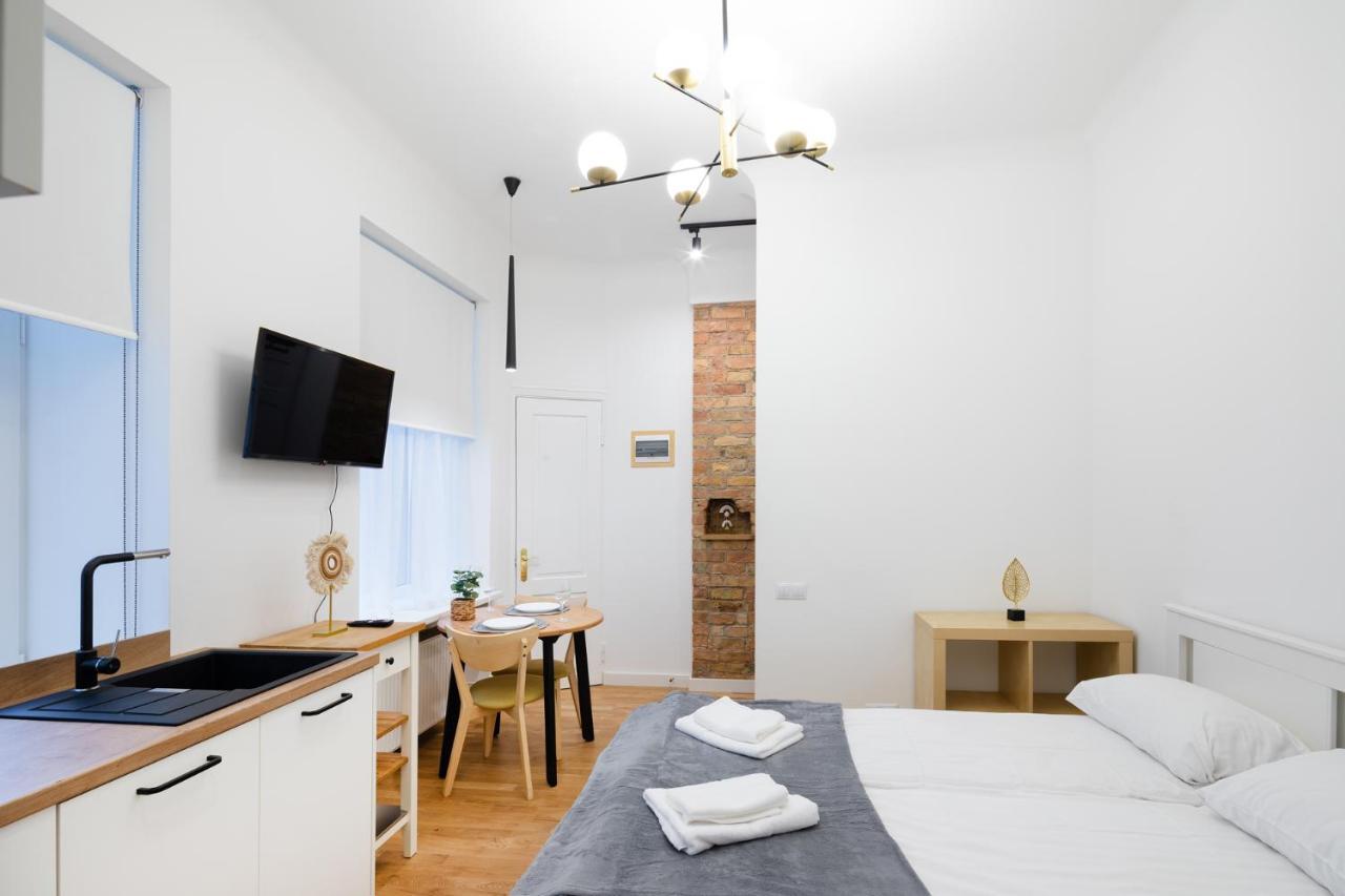 Brivibas House Design Apartments In City Center Riga Extérieur photo
