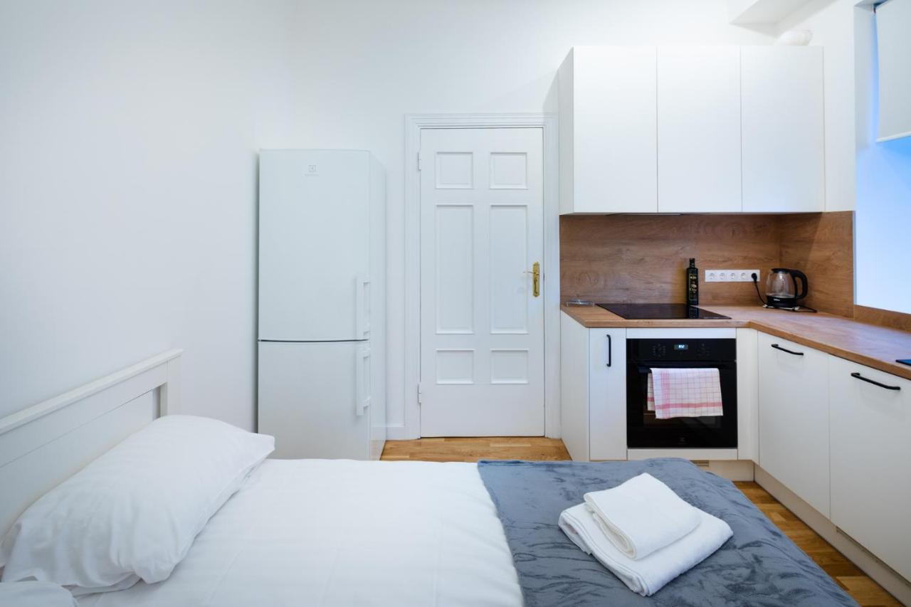 Brivibas House Design Apartments In City Center Riga Extérieur photo