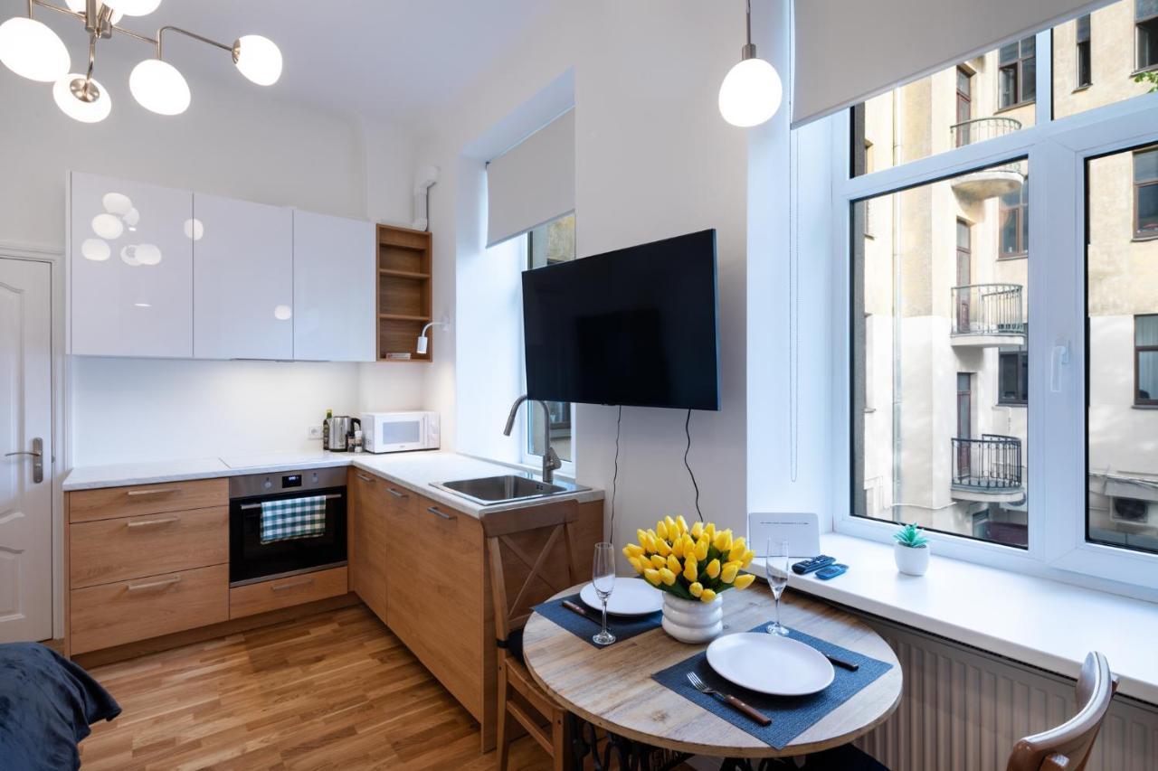 Brivibas House Design Apartments In City Center Riga Extérieur photo
